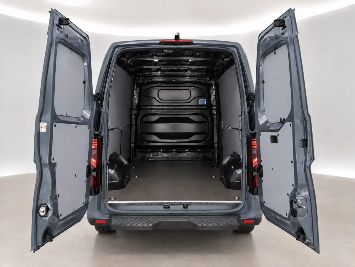 87 kWh Long Range L2H2 | NIEUW | Clima | Carplay | 2500kg Trekgew. | Camera | 3 Zits | LED | Parkeersens.