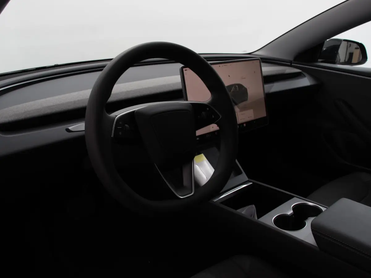 RWD 60 kWh 534KM LFP Autopilot Panorama Warmtepomp Stoel/Stuurverwarming Full LED PDC VA+ Camera