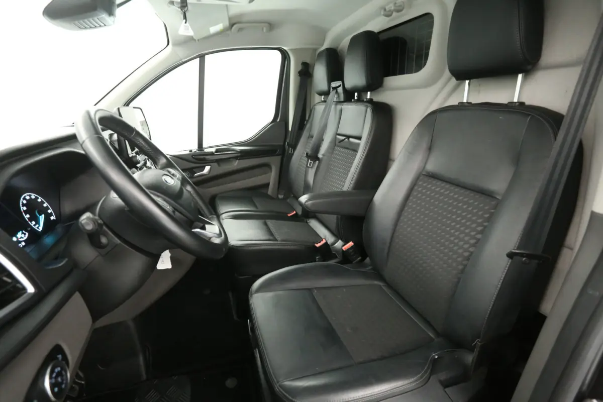 2.0 TDCI L2H1 Sport 185PK | Automaat | Airco | Camera | Cruise | 3 Zits | Carplay | Parkeersens.