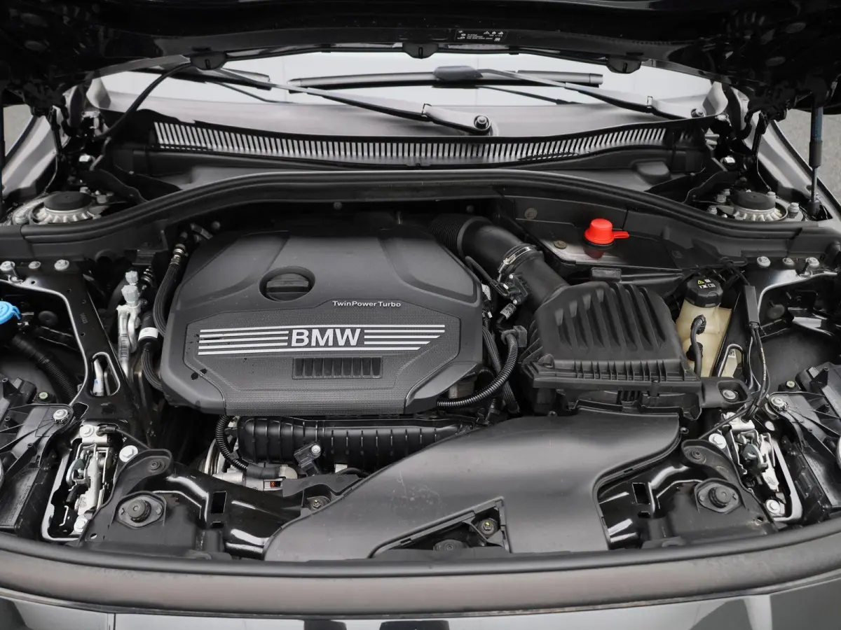 116i Business Edition | Cruise Control | Climate Control | Keyless | Virtual Cockpit | Apple Carplay/Android Auto |