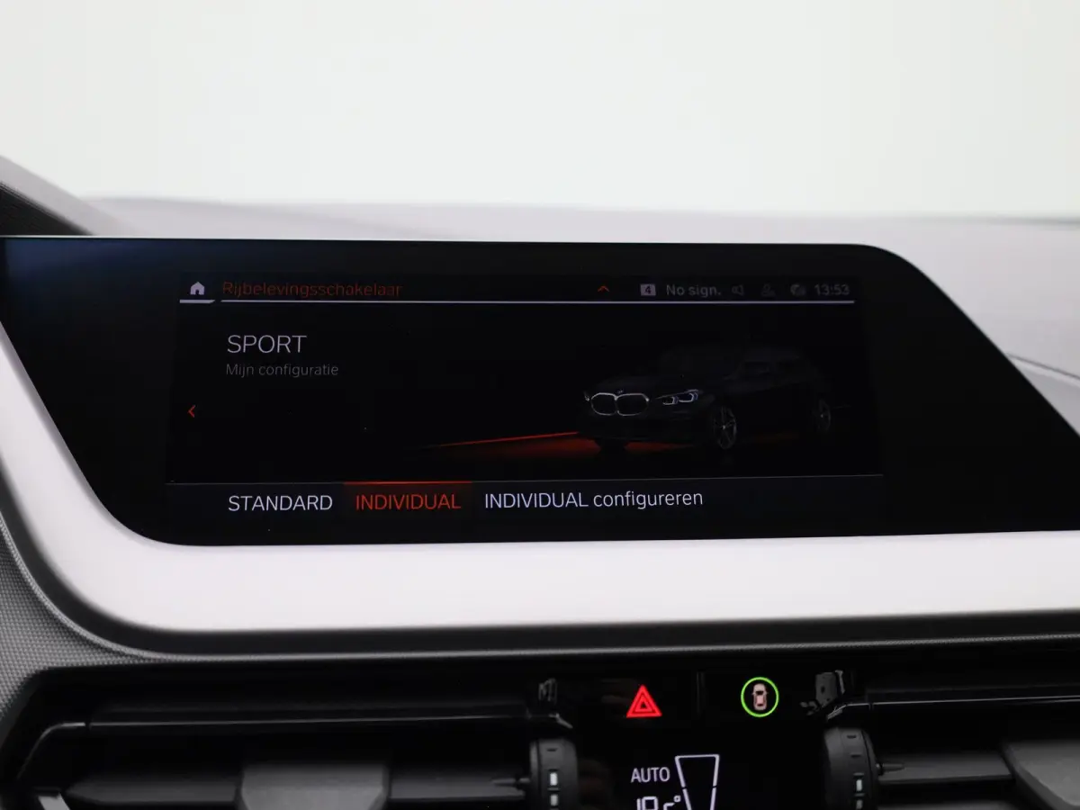 116i Business Edition | Cruise Control | Climate Control | Keyless | Virtual Cockpit | Apple Carplay/Android Auto |