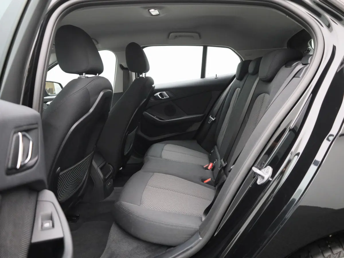 116i Business Edition | Cruise Control | Climate Control | Keyless | Virtual Cockpit | Apple Carplay/Android Auto |