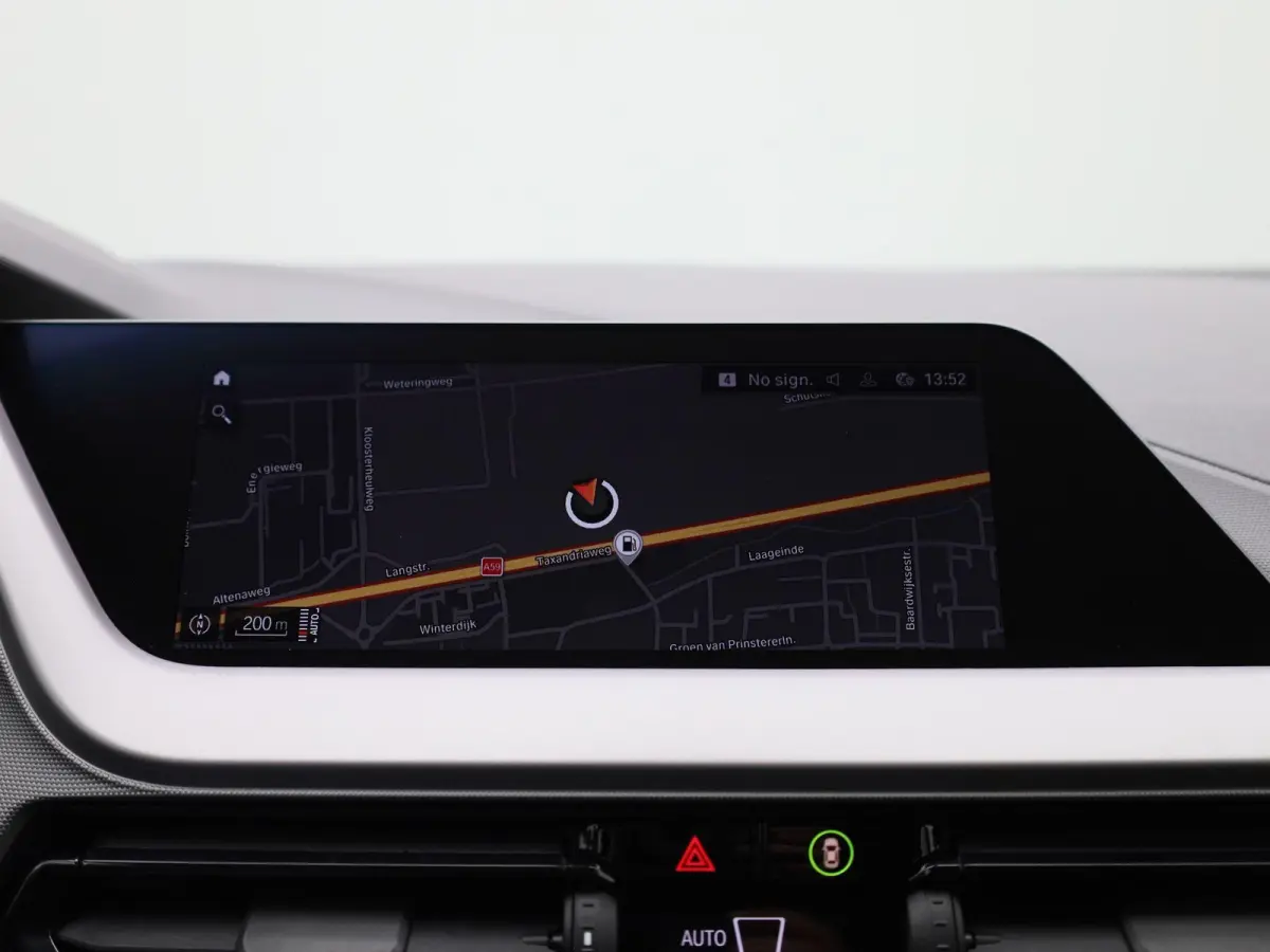 116i Business Edition | Cruise Control | Climate Control | Keyless | Virtual Cockpit | Apple Carplay/Android Auto |