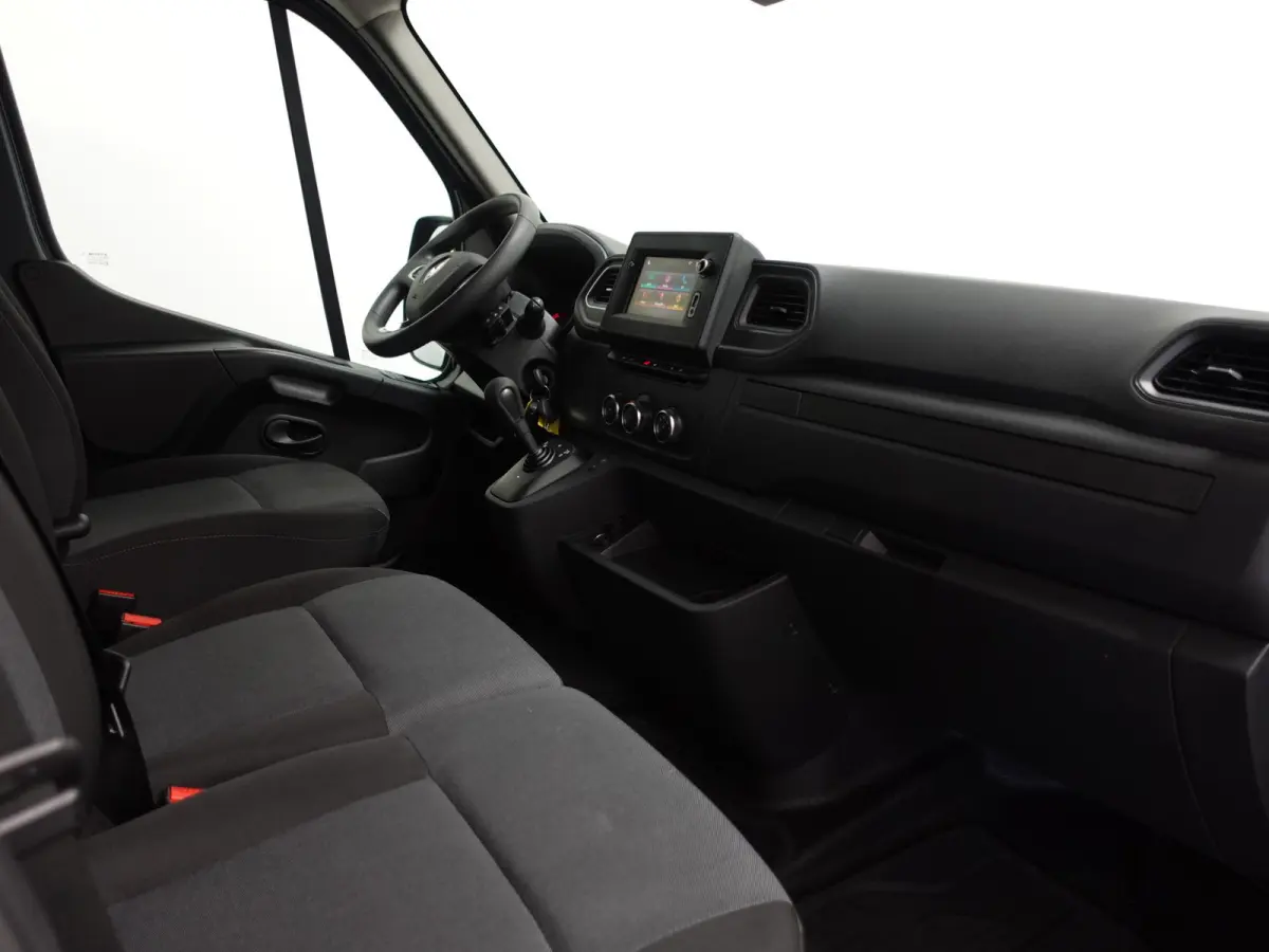 T35 150PK L2H2 Energy Work Edition Automaat Airco Cruise Camera Navi Parkeersensoren Trekhaak
