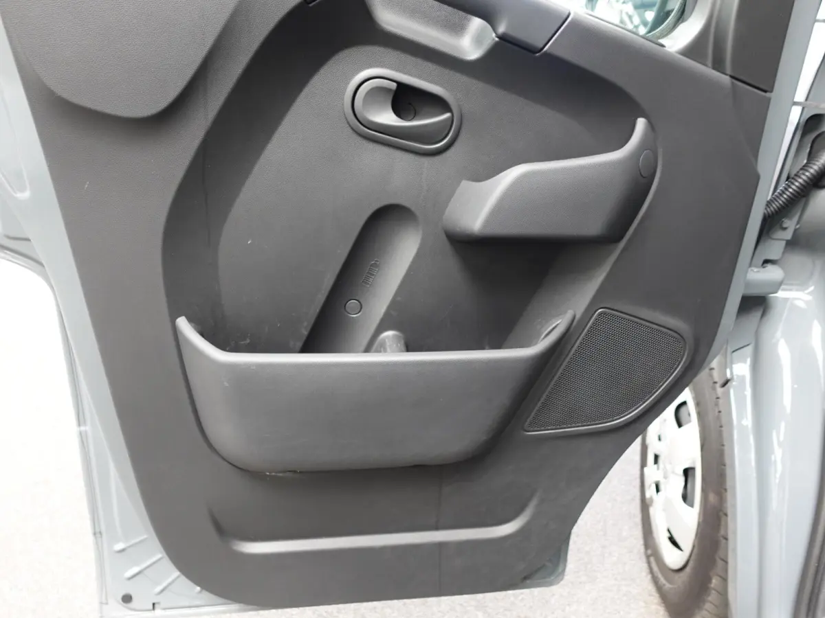 T35 150PK L2H2 Energy Work Edition Automaat Airco Cruise Camera Navi Parkeersensoren Trekhaak