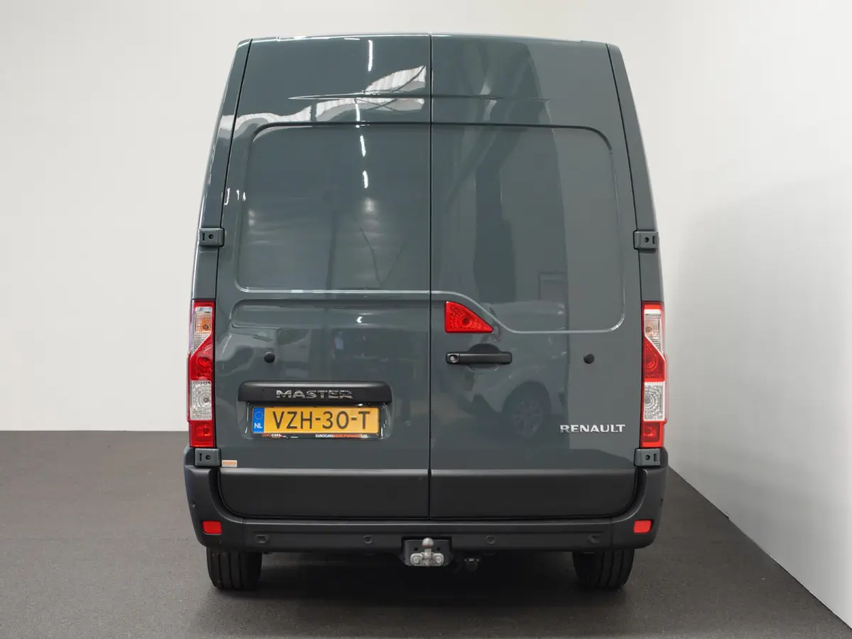 T35 150PK L2H2 Energy Work Edition Automaat Airco Cruise Camera Navi Parkeersensoren Trekhaak