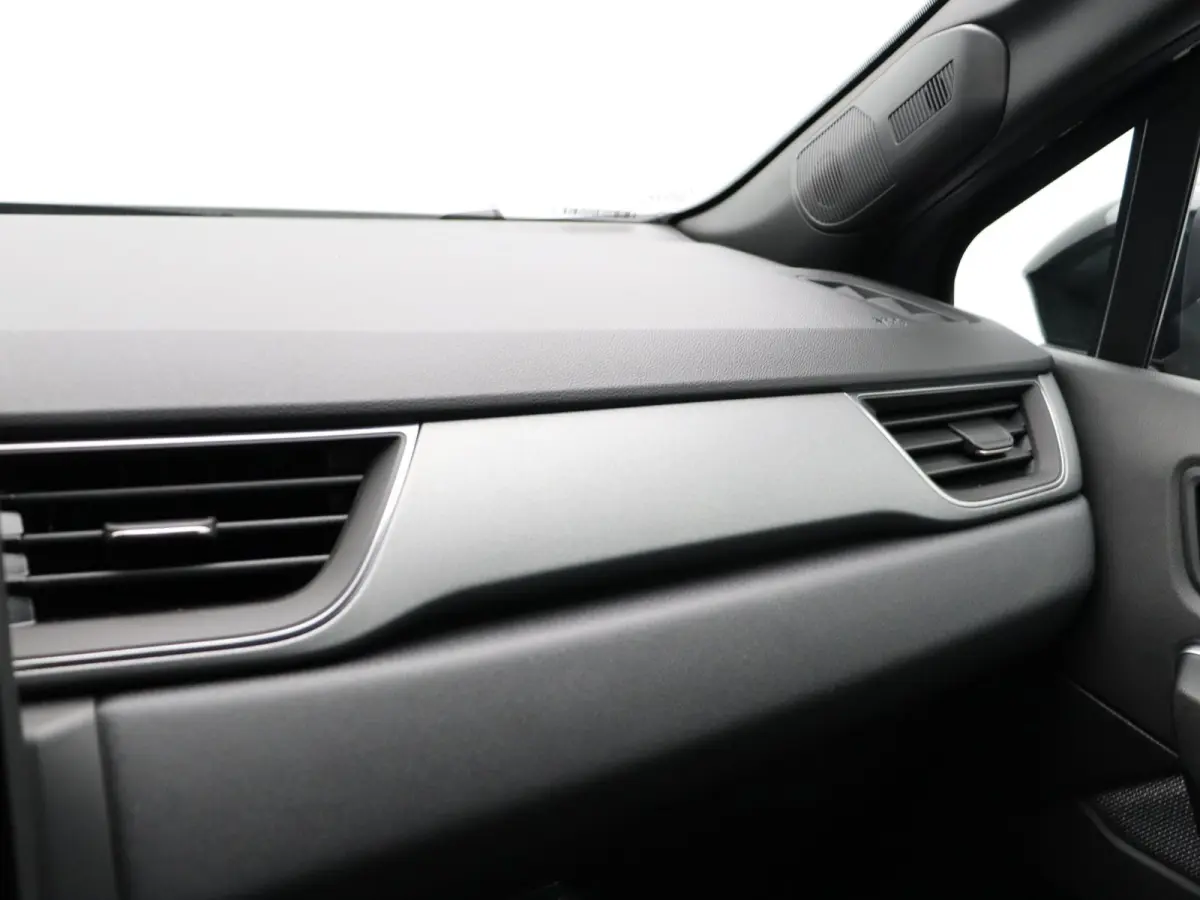 E-Tech full hybrid 160pk techno | Vijf jaar garantie | Stoel- en stuurwielverwarming | Elek. achterklep |