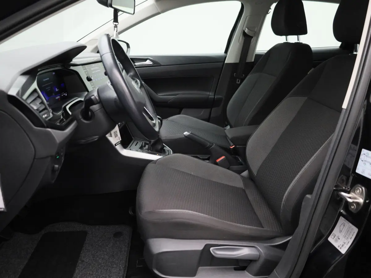 1.0 TSI Life 95 PK | Apple Carplay | Android Auto | Airco | Parkeersensoren | Stoelverwarming | 15'' LM velgen | Digitale Cockpit | App Connect |