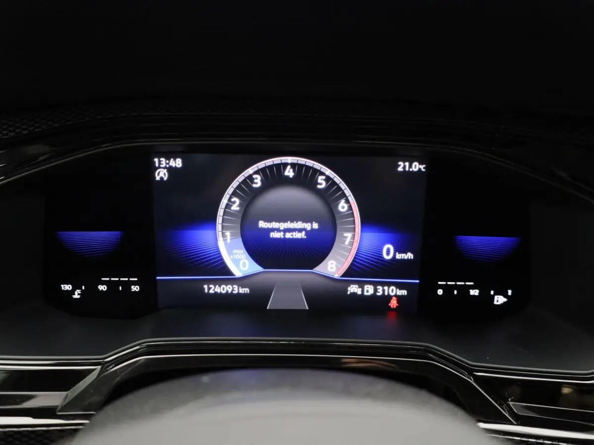 1.0 TSI Life 95 PK | Apple Carplay | Android Auto | Airco | Parkeersensoren | Stoelverwarming | 15'' LM velgen | Digitale Cockpit | App Connect |