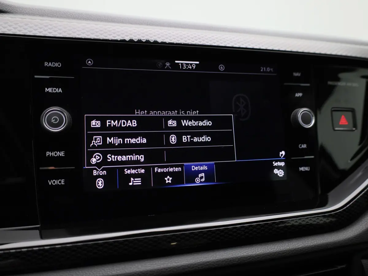 1.0 TSI Life 95 PK | Apple Carplay | Android Auto | Airco | Parkeersensoren | Stoelverwarming | 15'' LM velgen | Digitale Cockpit | App Connect |