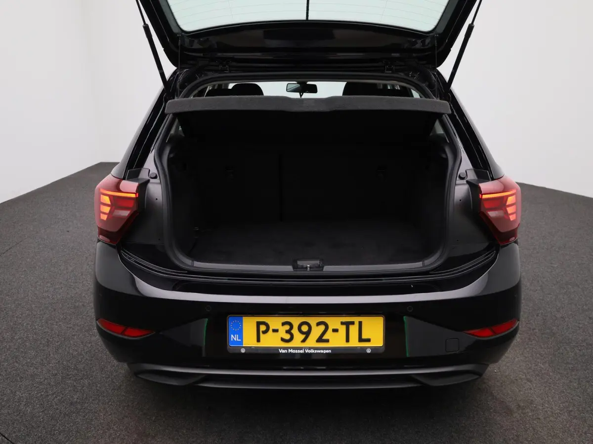 1.0 TSI Life 95 PK | Apple Carplay | Android Auto | Airco | Parkeersensoren | Stoelverwarming | 15'' LM velgen | Digitale Cockpit | App Connect |