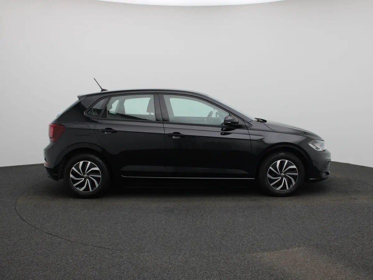 1.0 TSI Life 95 PK | Apple Carplay | Android Auto | Airco | Parkeersensoren | Stoelverwarming | 15'' LM velgen | Digitale Cockpit | App Connect |