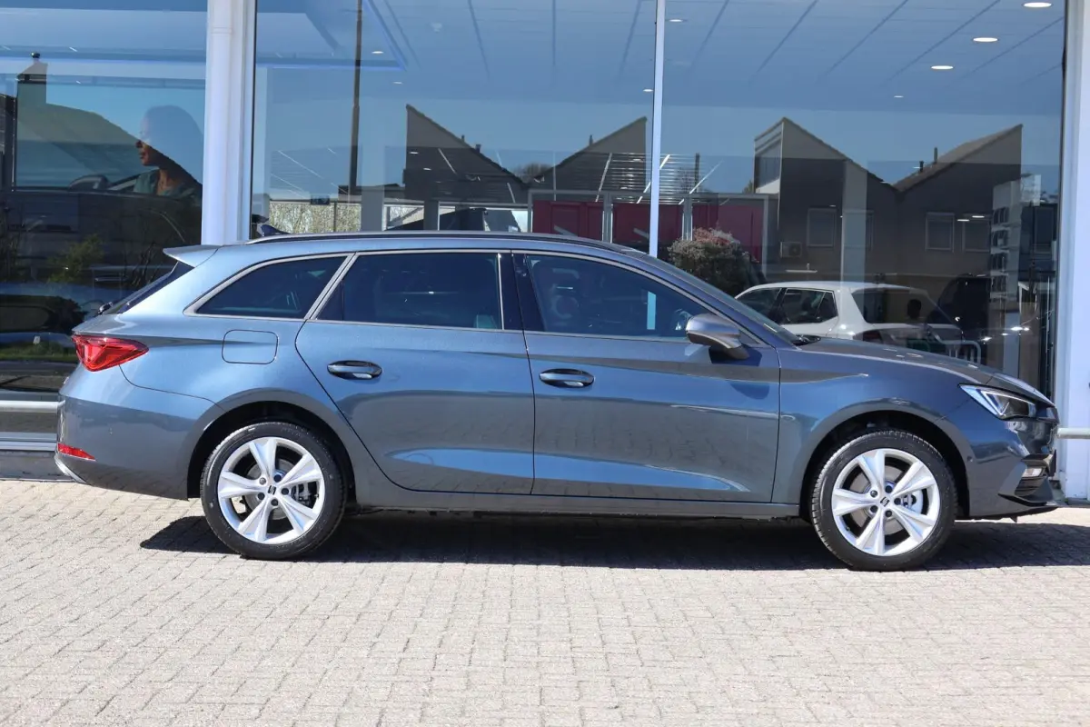 1.5 TSI e-Hybrid 204pk FR Business | Panoramadak | Safe Drive Pack