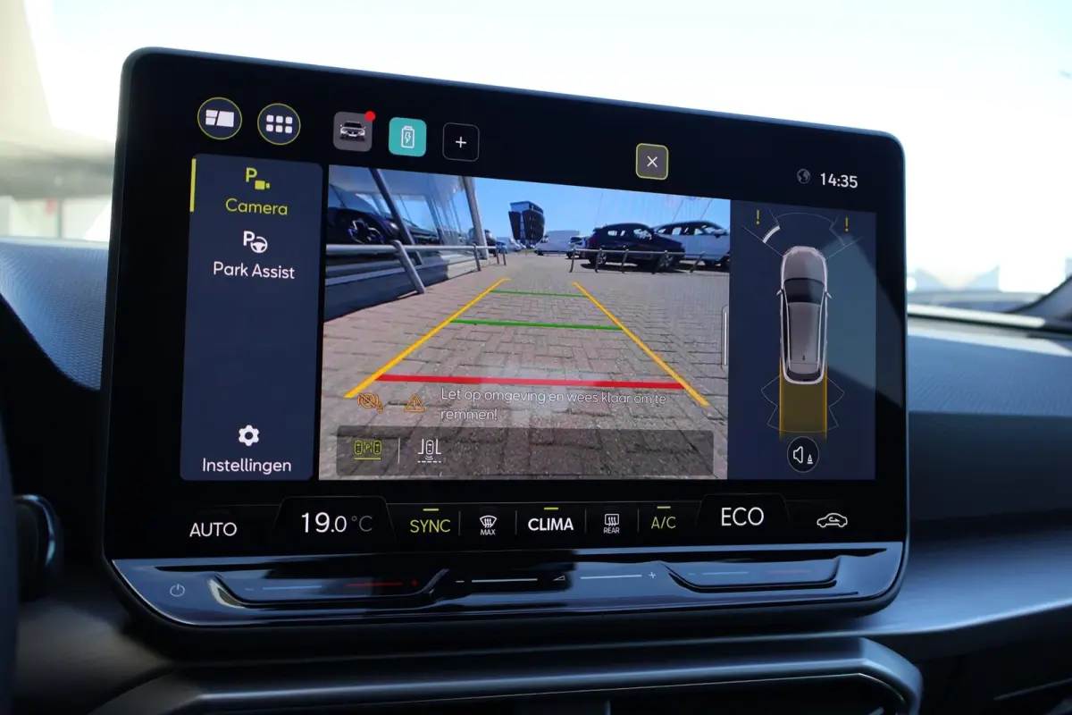 1.5 TSI e-Hybrid 204pk FR Business | Panoramadak | Safe Drive Pack