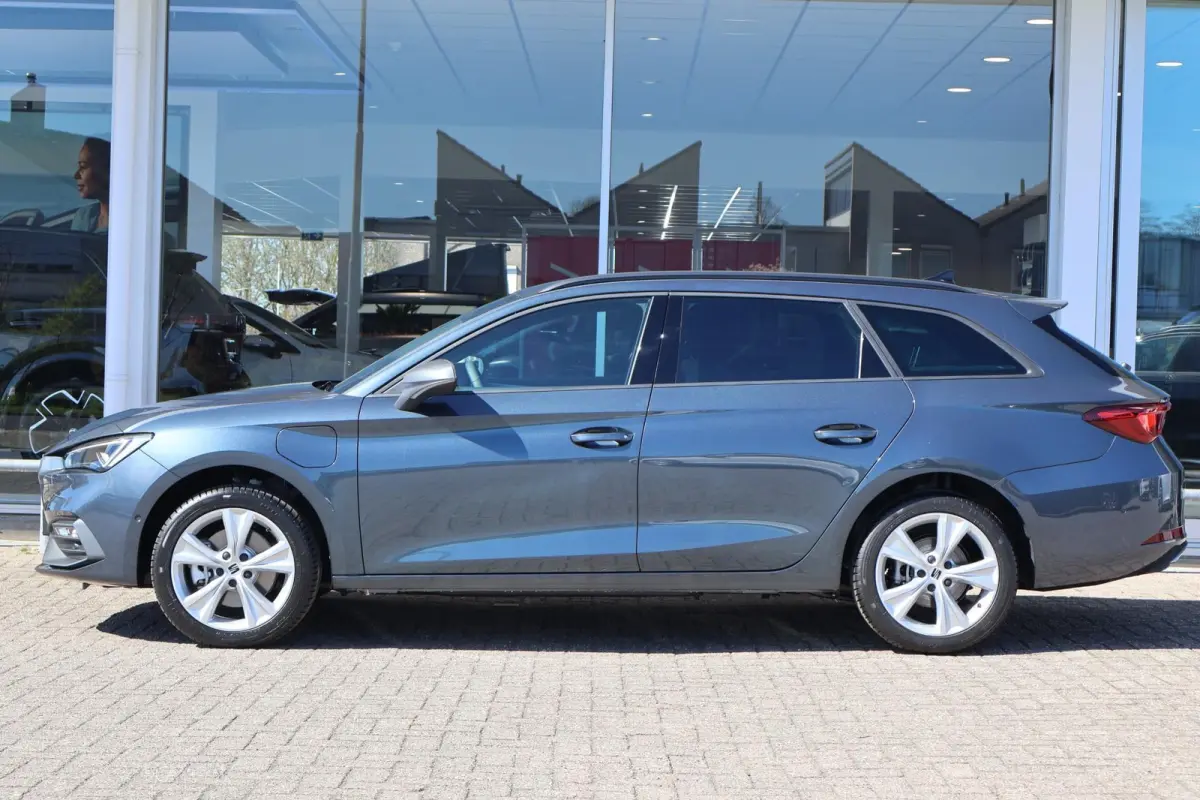 1.5 TSI e-Hybrid 204pk FR Business | Panoramadak | Safe Drive Pack