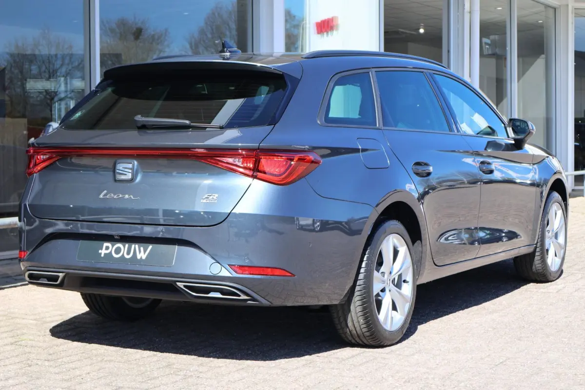 1.5 TSI e-Hybrid 204pk FR Business | Panoramadak | Safe Drive Pack