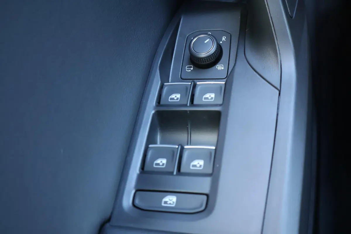 1.5 TSI e-Hybrid 204pk FR Business | Panoramadak | Safe Drive Pack