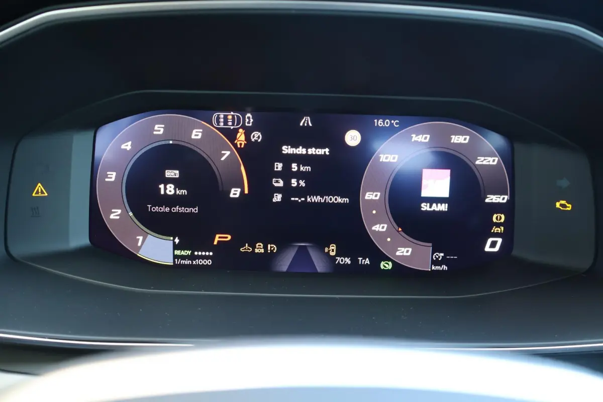 1.5 TSI e-Hybrid 204pk FR Business | Panoramadak | Safe Drive Pack