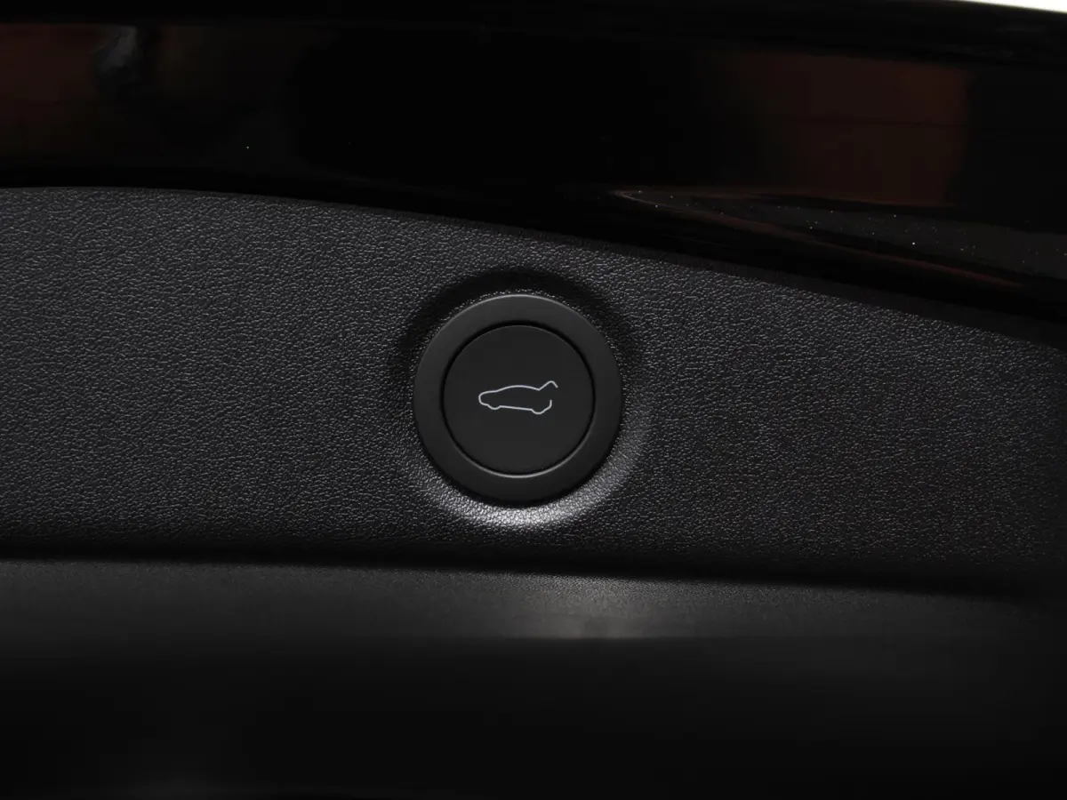 RWD 60 kWh 534KM LFP Autopilot Panorama Warmtepomp Stoel/Stuurverwarming Full LED PDC VA+ Camera