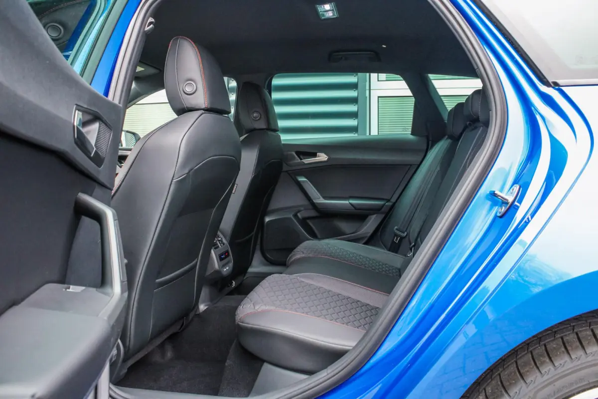 1.5 TSI 204pk e-Hybrid FR Business | Technology Pack | 18" Velgen