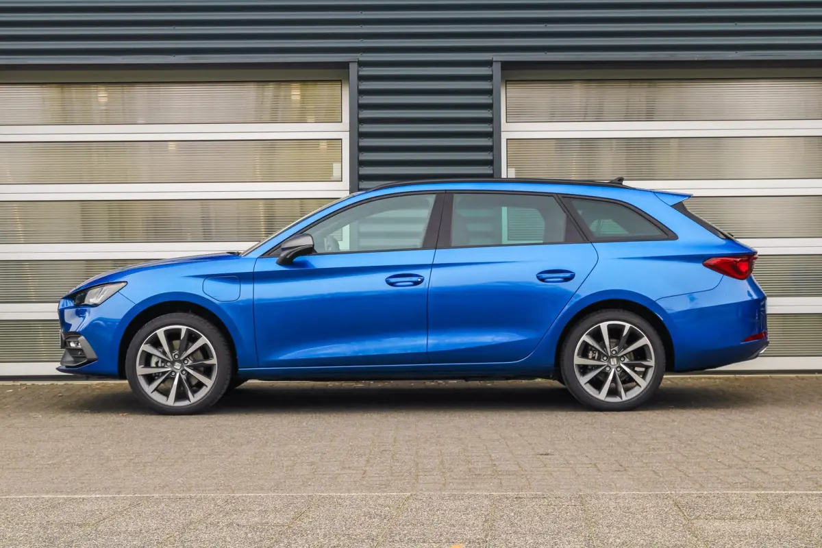 1.5 TSI 204pk e-Hybrid FR Business | Technology Pack | 18" Velgen