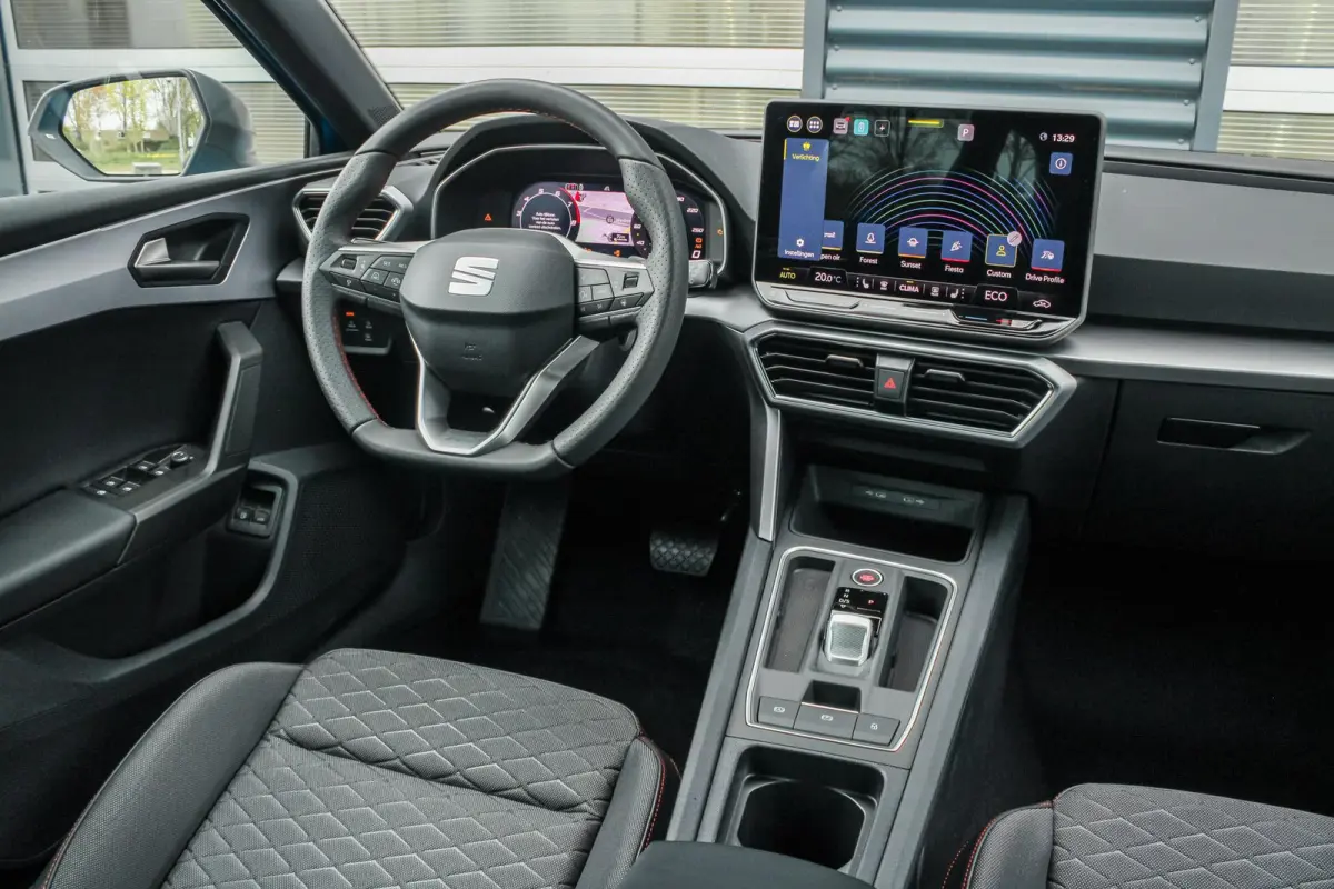 1.5 TSI 204pk e-Hybrid FR Business | Technology Pack | 18" Velgen