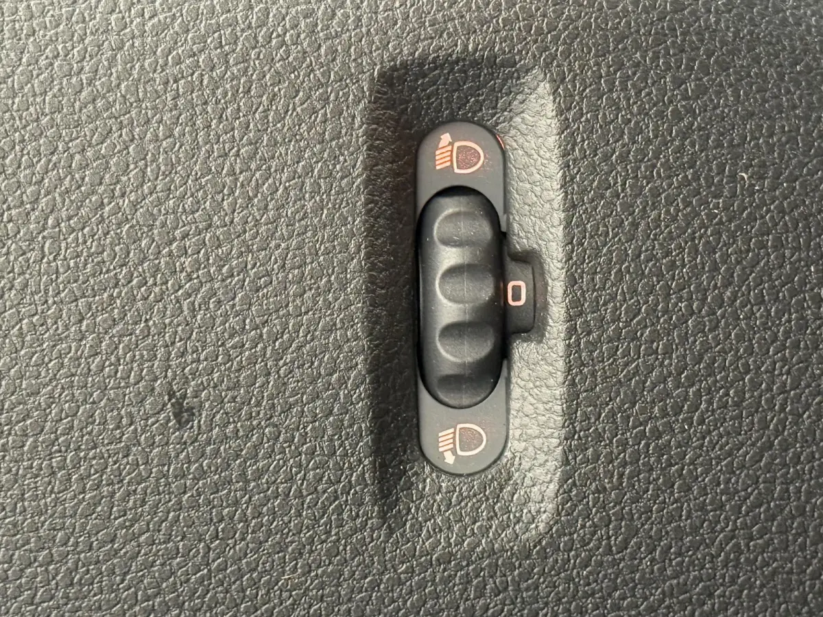 T33 2.3 dCi 135 L2H2 Airco Cruise control Parkeersensoren Navigatie Trekhaak