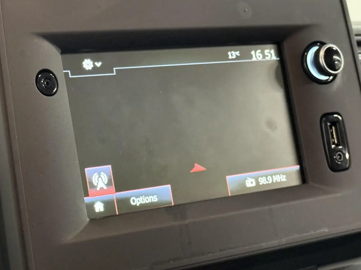 T33 2.3 dCi 135 L2H2 Airco Cruise control Parkeersensoren Navigatie Trekhaak