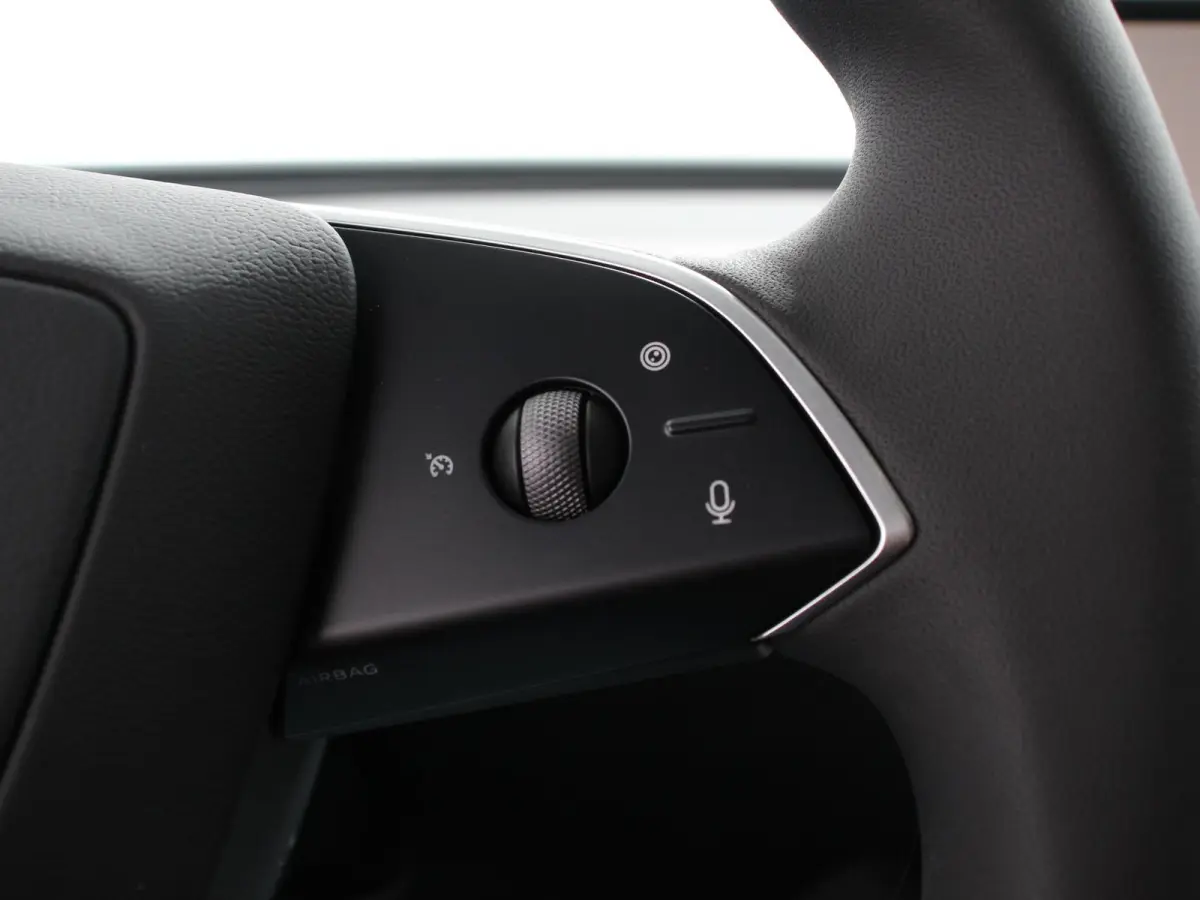 RWD 60 kWh 534KM LFP Autopilot Panorama Warmtepomp Stoel/Stuurverwarming Full LED PDC VA+ Camera