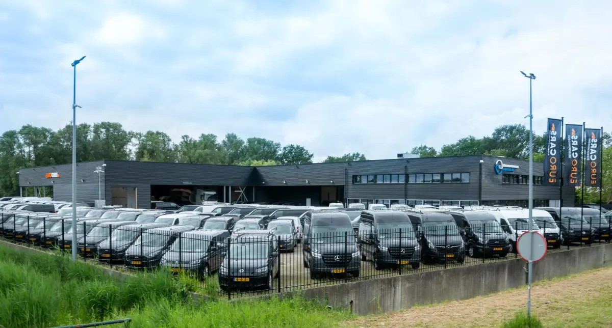 RWD 60 kWh 534KM LFP Autopilot Panorama Warmtepomp Stoel/Stuurverwarming Full LED PDC VA+ Camera