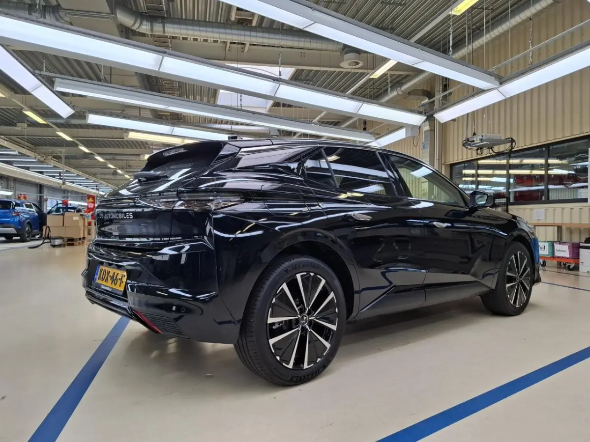 E-Tense Pallas Comfort Tech Pack 58.3 kWh 99% SOH | 8 Jaar Garantie | Elektrisch Verstelbare Bestuurderstoel | 19" Lichtmetalen Velgen | 360* Graden Camera | Parkeersensoren Voor en Achter |