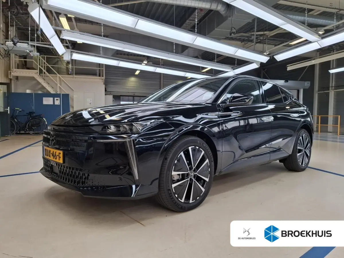 E-Tense Pallas Comfort Tech Pack 58.3 kWh 99% SOH | 8 Jaar Garantie | Elektrisch Verstelbare Bestuurderstoel | 19" Lichtmetalen Velgen | 360* Graden Camera | Parkeersensoren Voor en Achter |