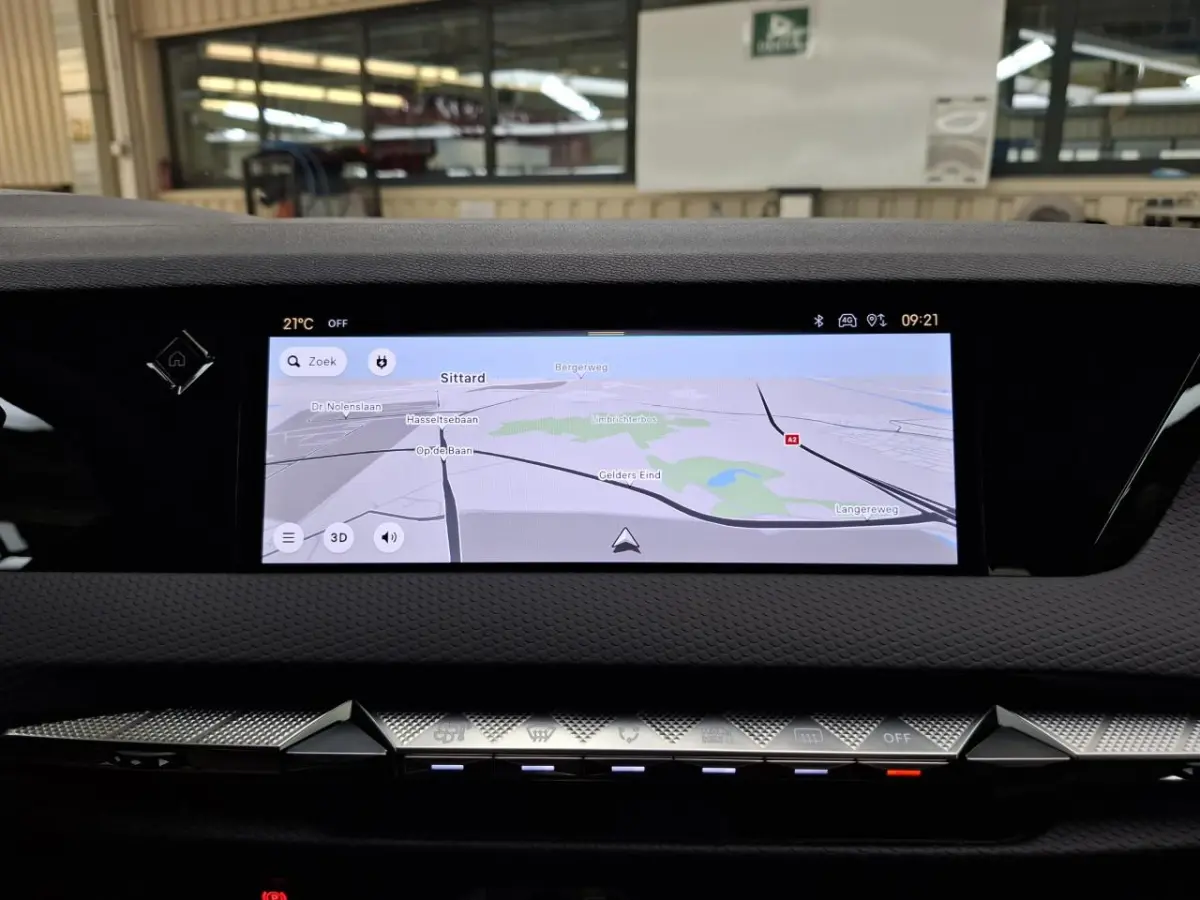 E-Tense Pallas Comfort Tech Pack 58.3 kWh 99% SOH | 8 Jaar Garantie | Elektrisch Verstelbare Bestuurderstoel | 19" Lichtmetalen Velgen | 360* Graden Camera | Parkeersensoren Voor en Achter |
