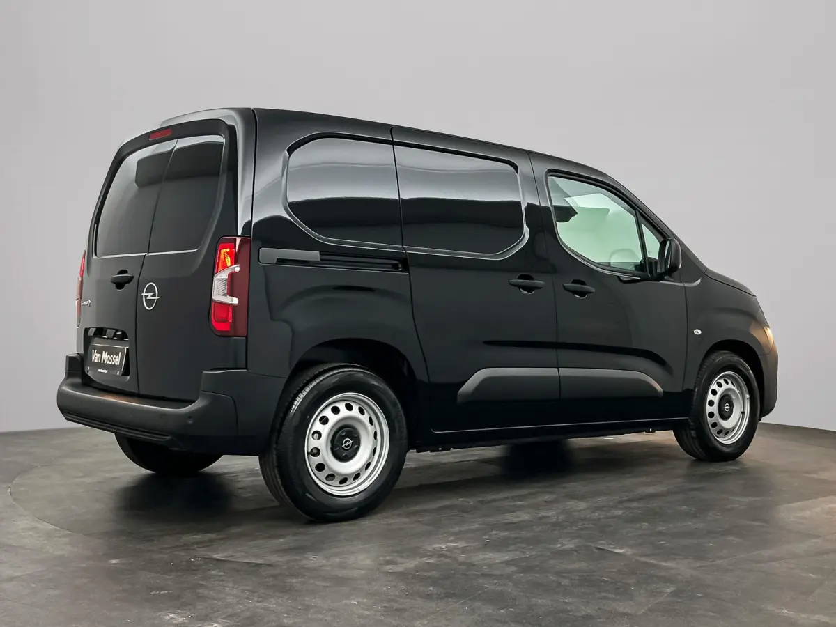 136 L1 50kWh | Camera | Cruise Control | Apple Carplay&Android Auto | Houten Laadvloer