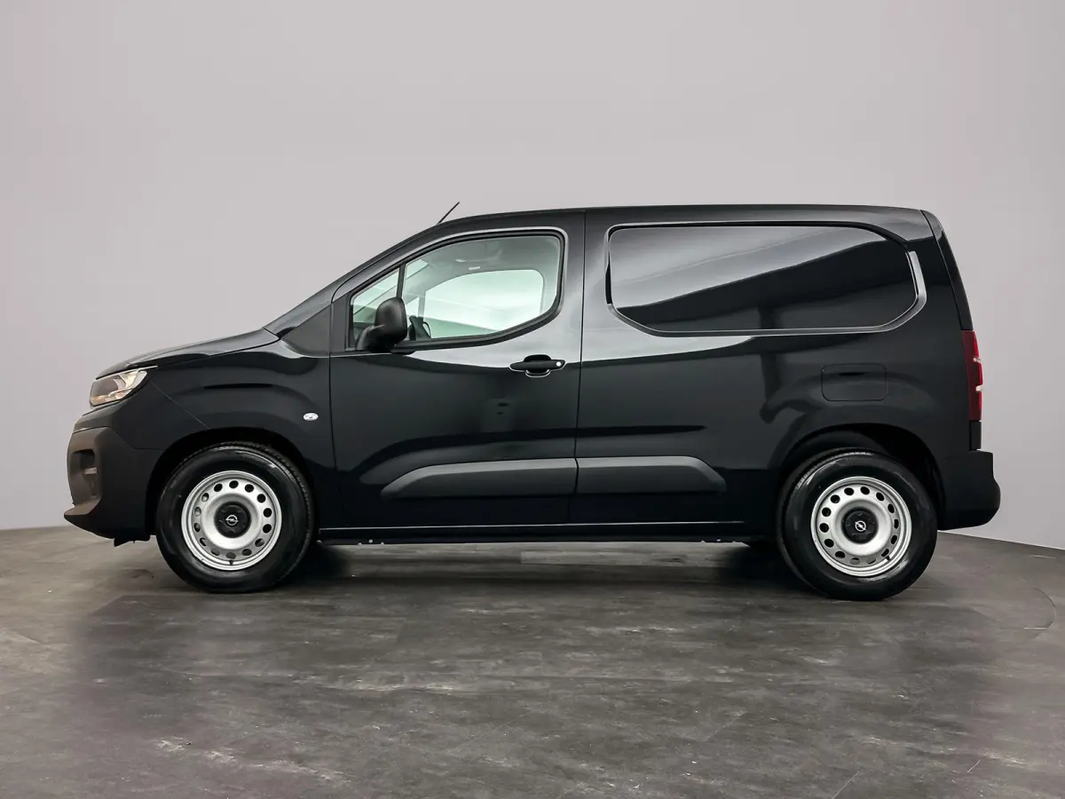136 L1 50kWh | Camera | Cruise Control | Apple Carplay&Android Auto | Houten Laadvloer