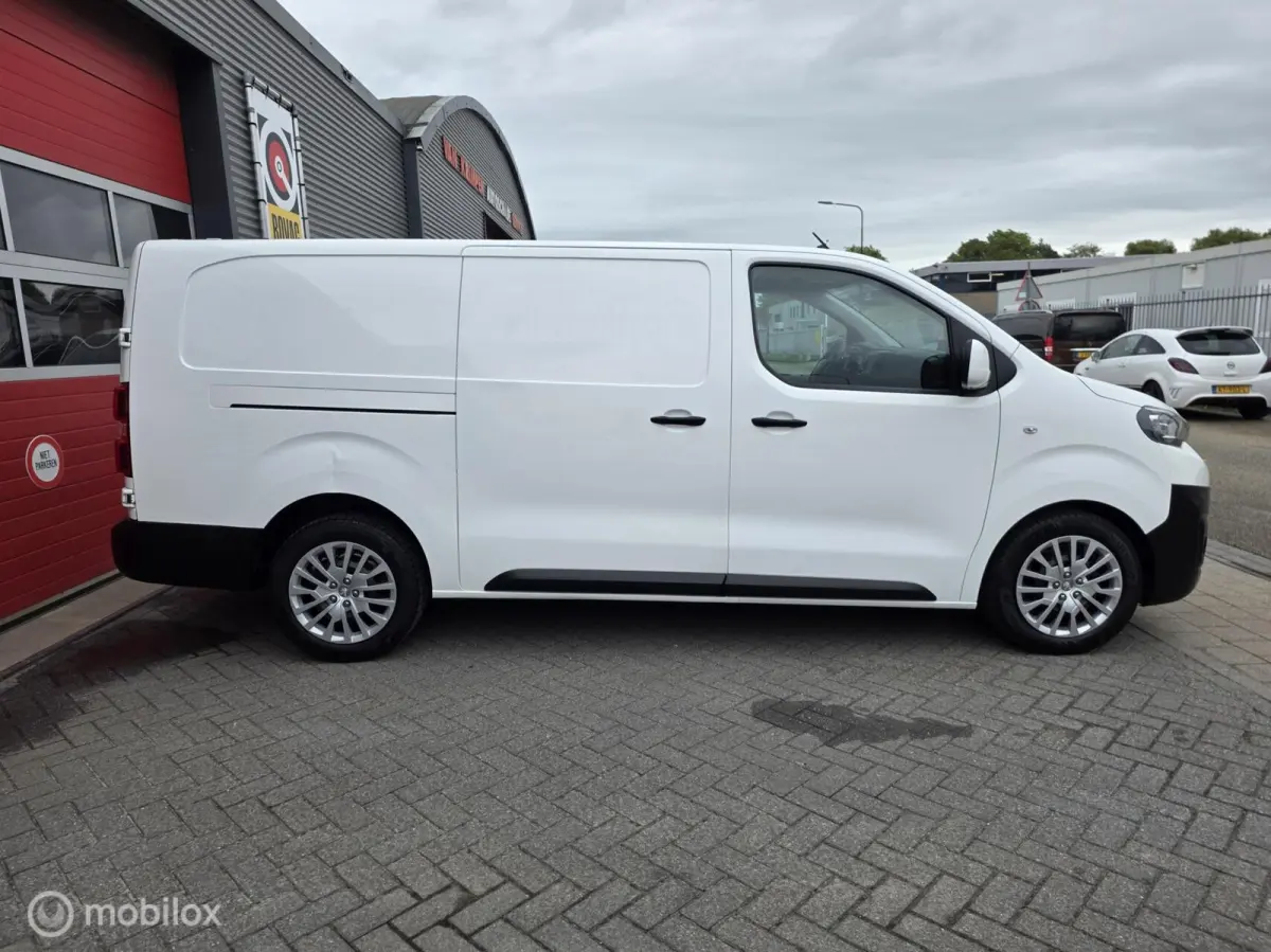 Bestel 231L 2.0 BlueHDI 120 Premium