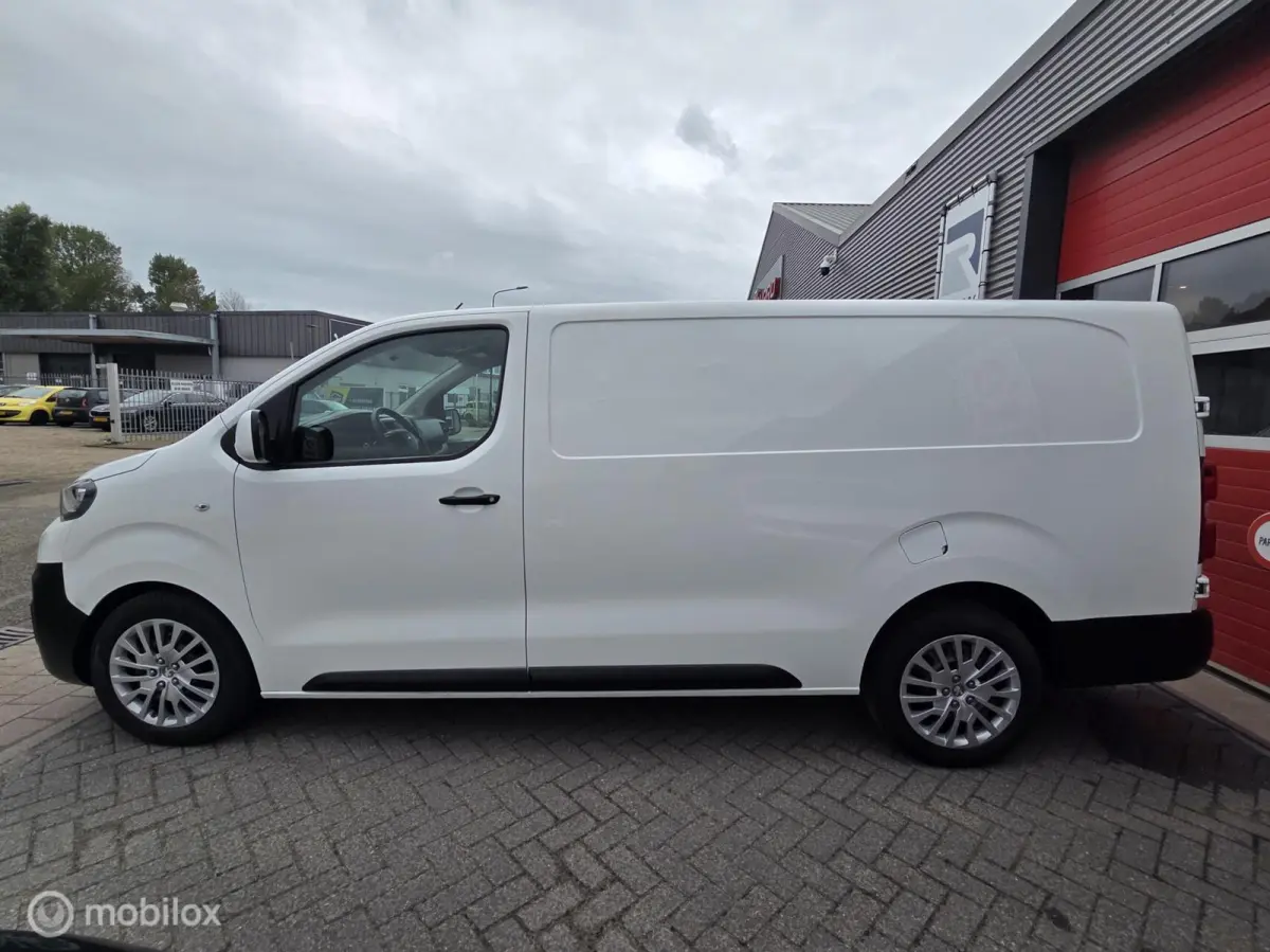 Bestel 231L 2.0 BlueHDI 120 Premium