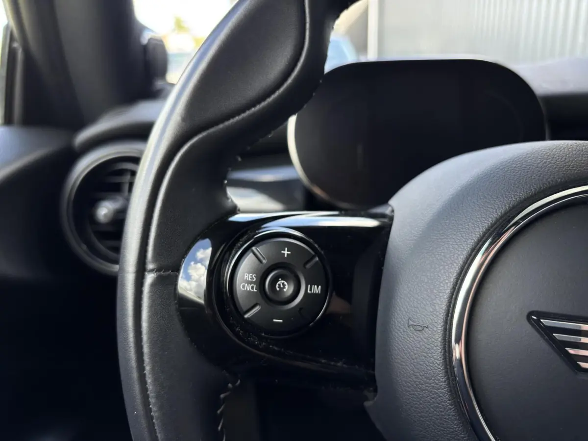 Yours Edition S leder camera keyless SOH 95.1%