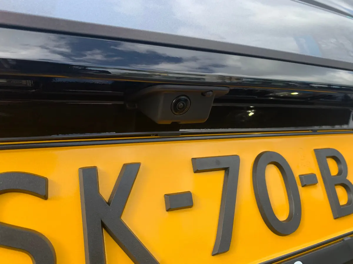 1.6 Plug-in Hybrid 180 Allure Avantage Airco | 360 Camera | Cruise Control Adaptief | 7,4kW Lader | Keyless | Navi | PDC V&A | Stoelverwarming |