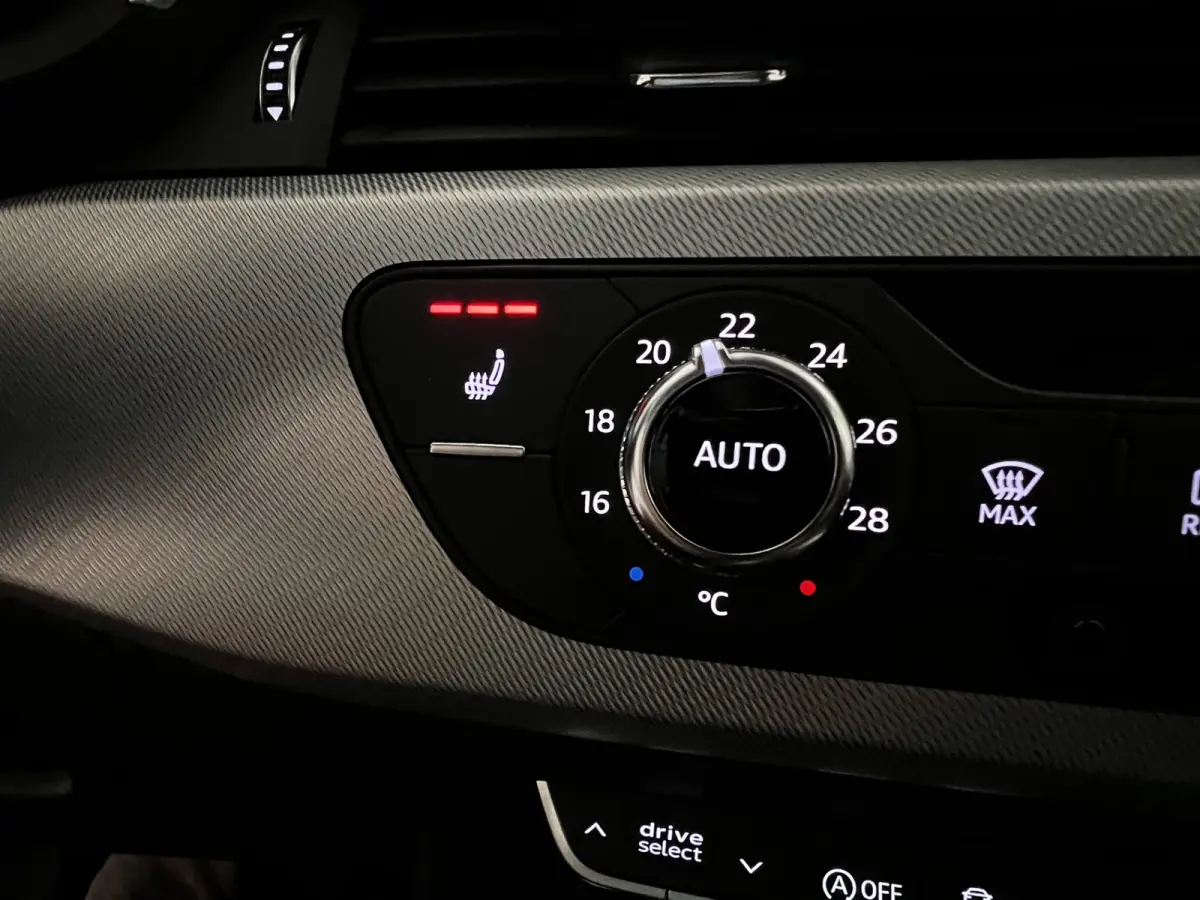 quattro 45 TFSI MHEV Pro Line Plus 56000 KM! | Airco - ECC | Stand Kachel | MMI Navi | Leder Sport Int | Adaptive Cruise | Digi Dash | Afn Trekhaak |S-Line Int | Uniek 56000 KM!