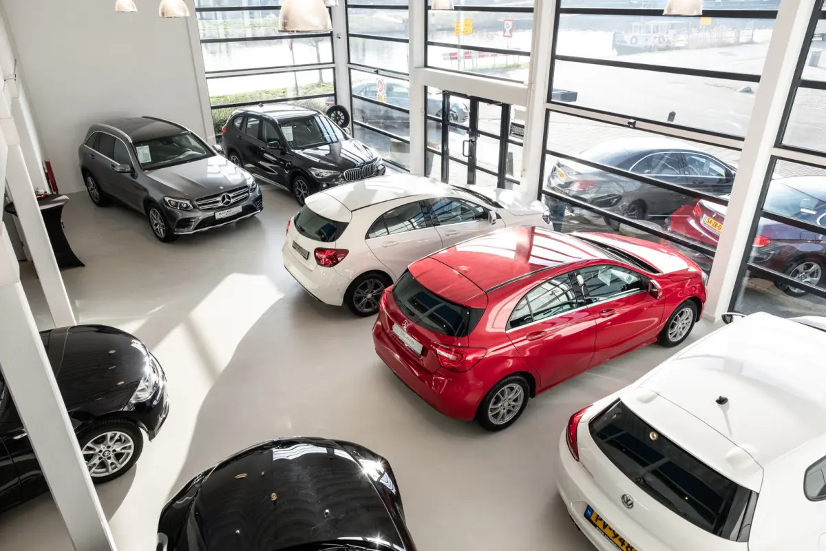 xDrive25e High Executive 220 PK Plug in Hybride | Panoramdak | Navigatie | 19" Velgen | Leder Int | Park Assist | DAB | Keyless | 1e Eigenaar!