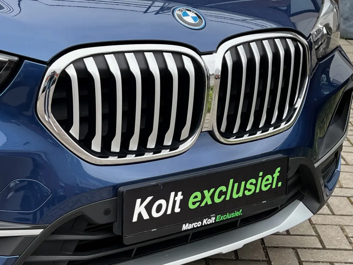 xDrive25e High Executive 220 PK Plug in Hybride | Panoramdak | Navigatie | 19" Velgen | Leder Int | Park Assist | DAB | Keyless | 1e Eigenaar!