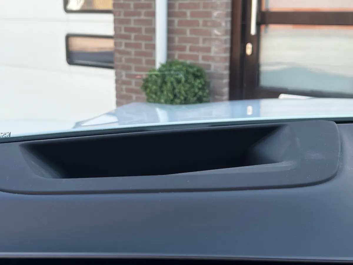 xDrive50e High Executive M Sport / BMW Nieren Iconic Glow / Head-UP / Panodak / Luchtvering / Soft Close / Harman-Kardon / 360 Camera / Trekhaak / Park Assist Prof / Individual Leder Merino 