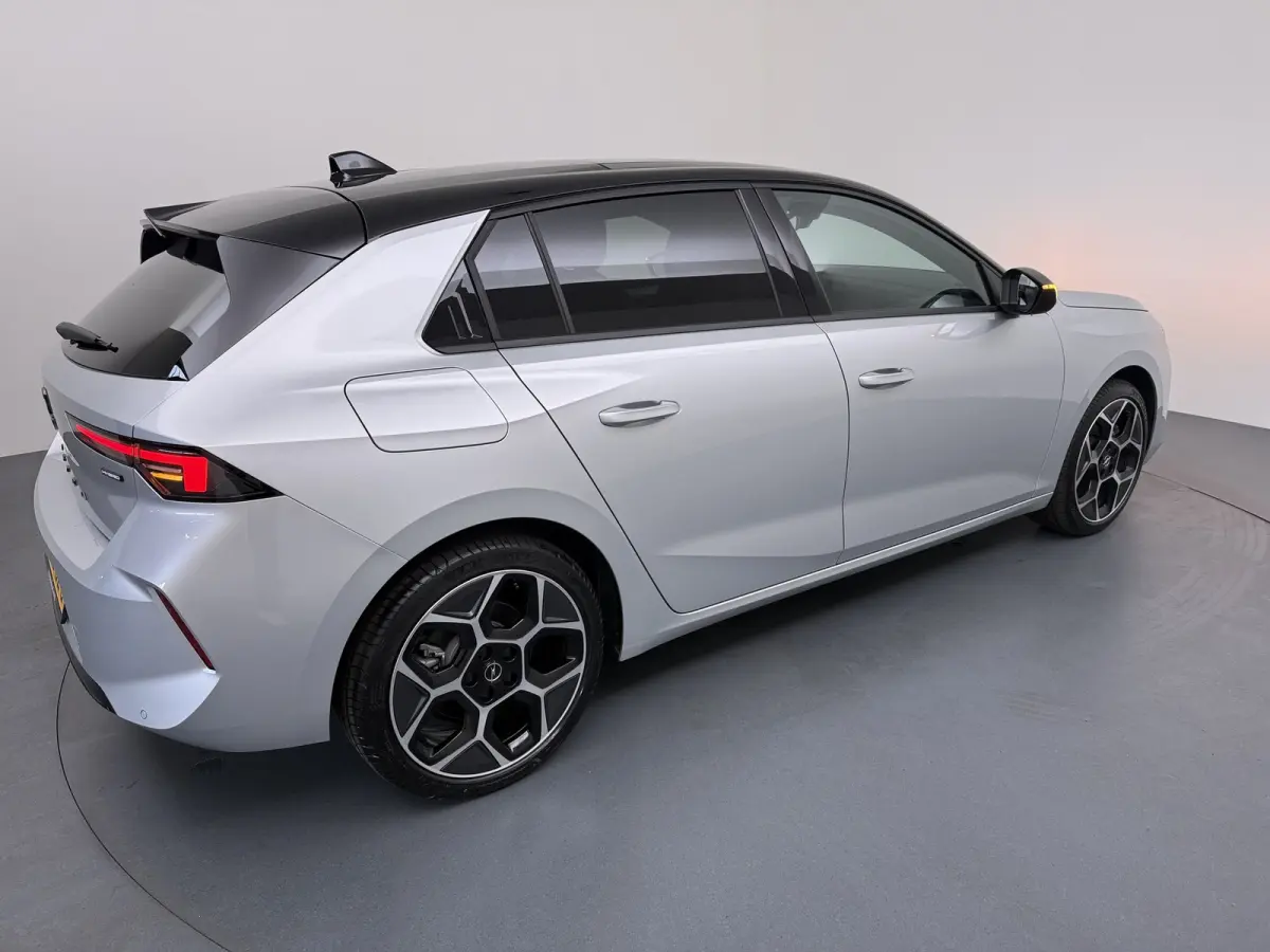 1.6 Turbo Plug In Hybrid Ultimate | 7,4 kW lader | Achteruitrijcamera | Apple Carplay/Android Auto|telefoonintegratie premium