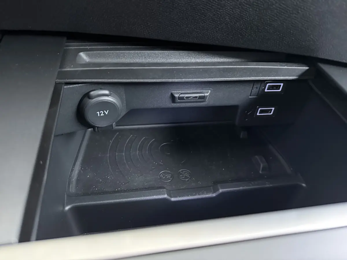1.6 Turbo Plug In Hybrid Ultimate | 7,4 kW lader | Achteruitrijcamera | Apple Carplay/Android Auto|telefoonintegratie premium