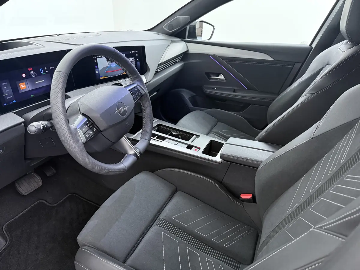 1.6 Turbo Plug In Hybrid Ultimate | 7,4 kW lader | Achteruitrijcamera | Apple Carplay/Android Auto|telefoonintegratie premium