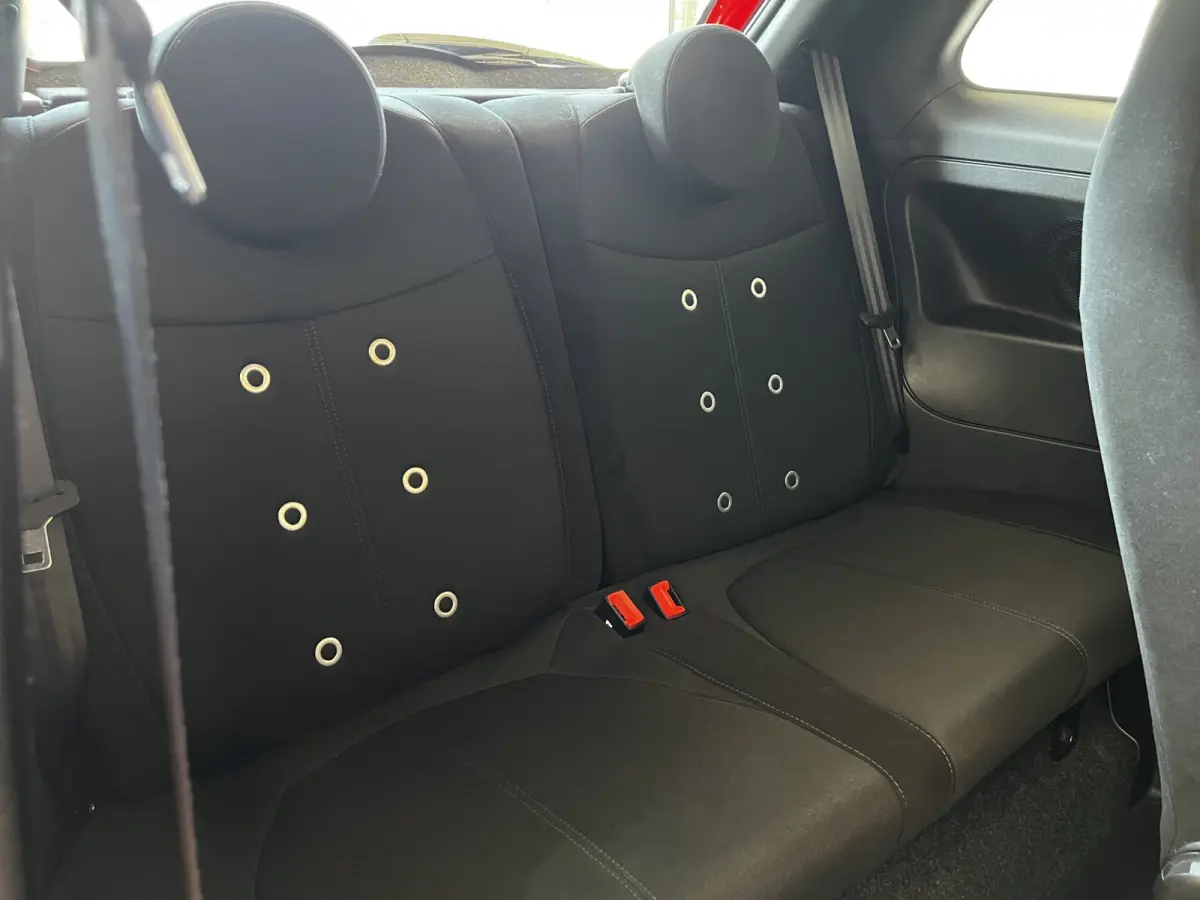 1.4 T-Jet Abarth 595 Turbo 145 PK | UNIEK 43000 KM | Corsa Pakket | Airco | 17"LM Velgen | Schaal Sport Stoelen | Navigatie | Park Sensors | Uniek!