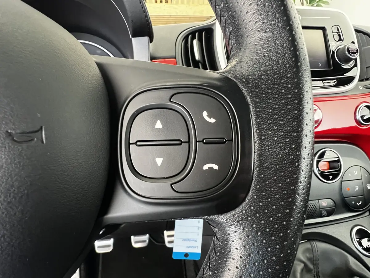 1.4 T-Jet Abarth 595 Turbo 145 PK | UNIEK 43000 KM | Corsa Pakket | Airco | 17"LM Velgen | Schaal Sport Stoelen | Navigatie | Park Sensors | Uniek!