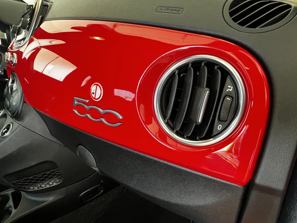 1.4 T-Jet Abarth 595 Turbo 145 PK | UNIEK 43000 KM | Corsa Pakket | Airco | 17"LM Velgen | Schaal Sport Stoelen | Navigatie | Park Sensors | Uniek!