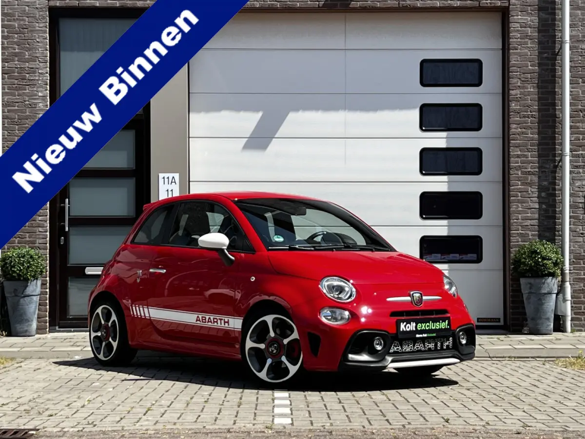 1.4 T-Jet Abarth 595 Turbo 145 PK | UNIEK 43000 KM | Corsa Pakket | Airco | 17"LM Velgen | Schaal Sport Stoelen | Navigatie | Park Sensors | Uniek!